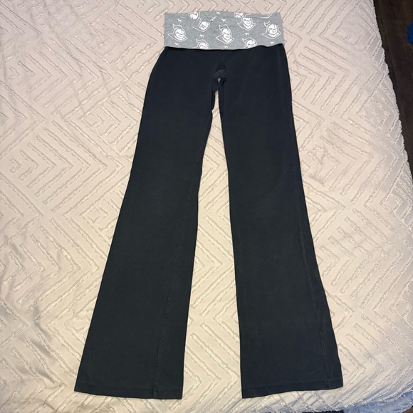 UCF Y2K VS PINK Bootcut Fold Over Yoga Leggings | XS - Picture 4 of 5